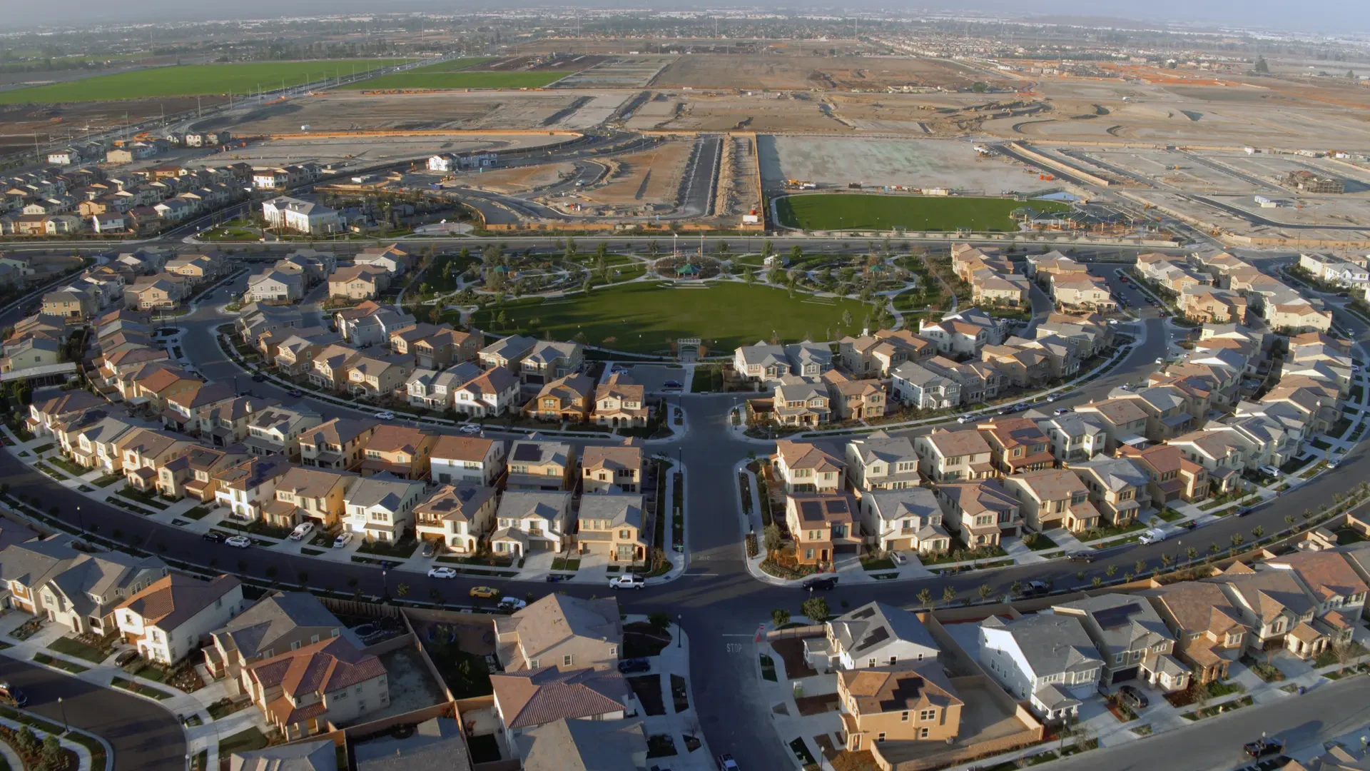 Commercial roofing team serving Ontario, California